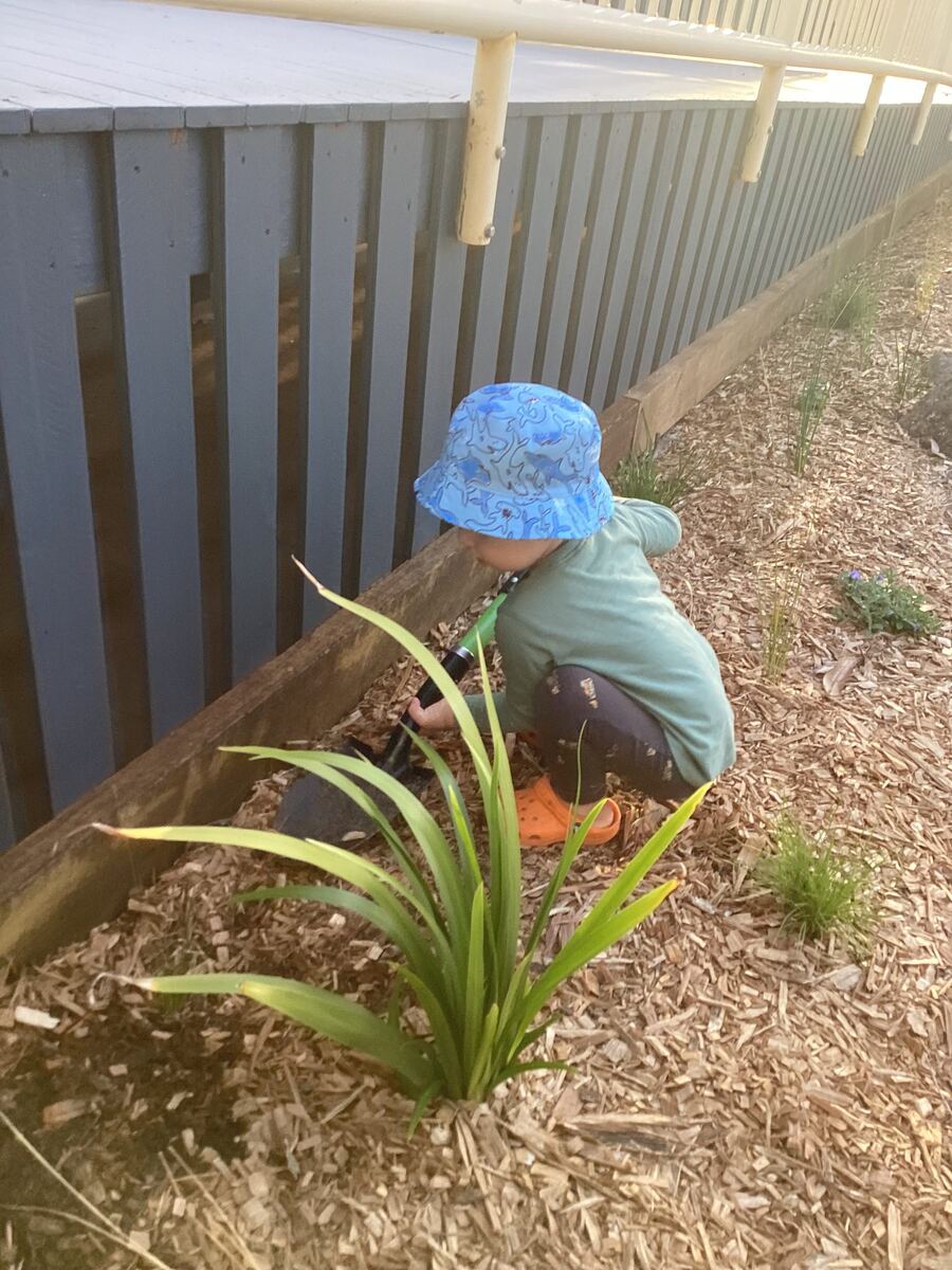 Separation Anxiety at Drop-Off: A Guide for Parents Starting Childcare